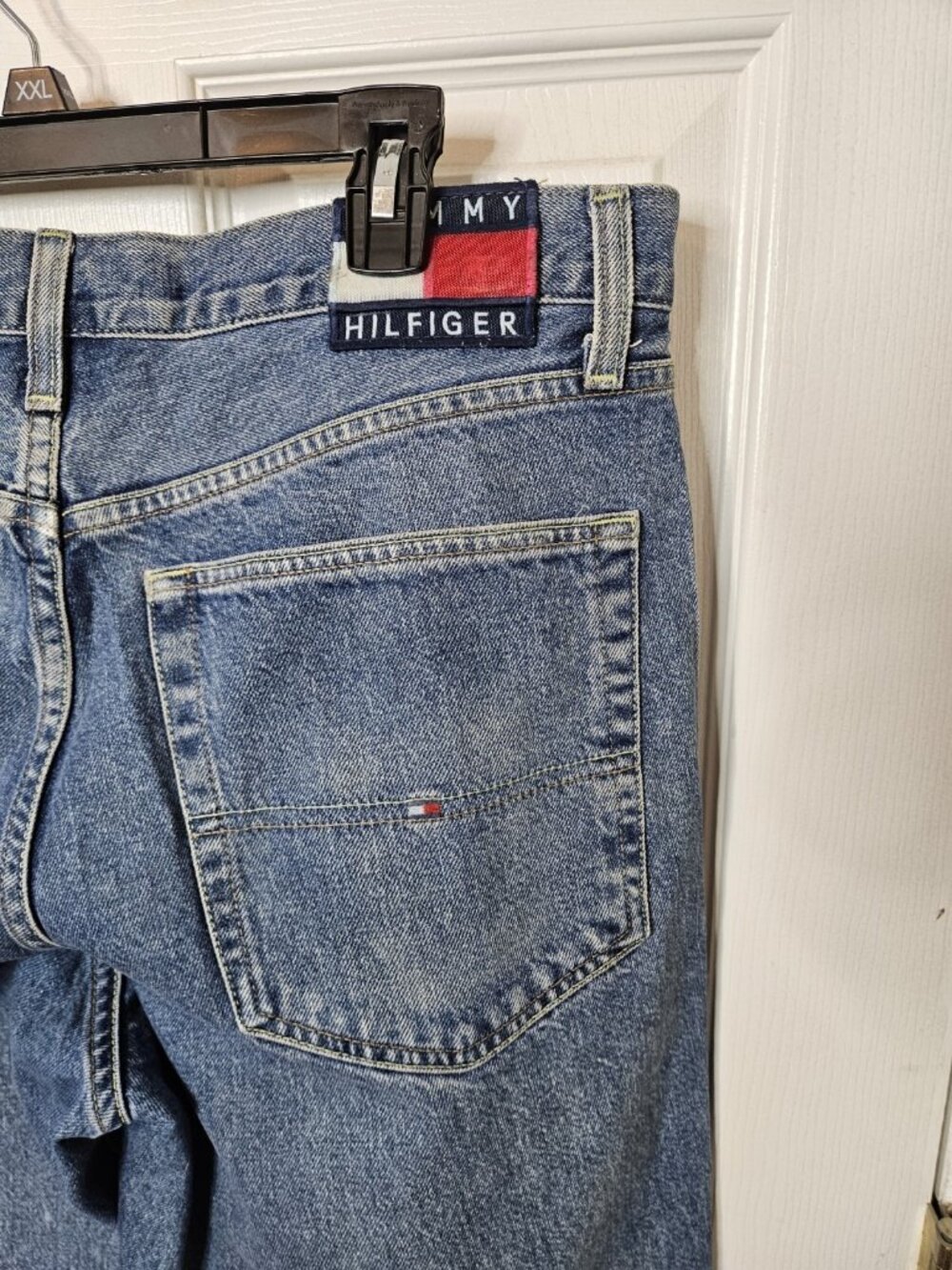 Vintage 90s  Y2K Tommy Hilfiger Blue Jeans men’s 36x34 with logo patch